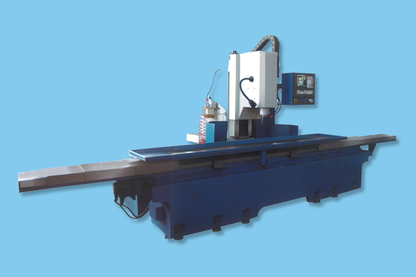 動(dong)柱精密數控專用(yong)銑床